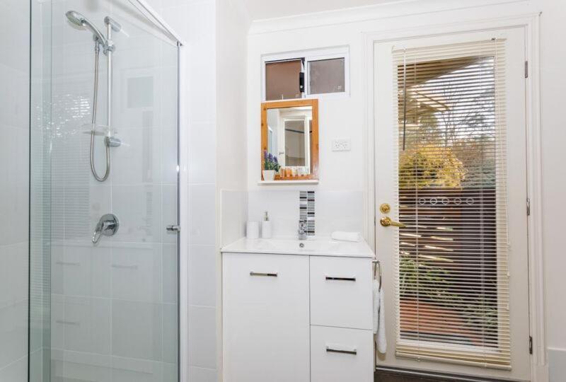 Inn The Tuarts Guest Lodge Busselton Accommodation - Adults Only Exterior foto