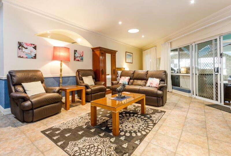 Inn The Tuarts Guest Lodge Busselton Accommodation - Adults Only Exterior foto
